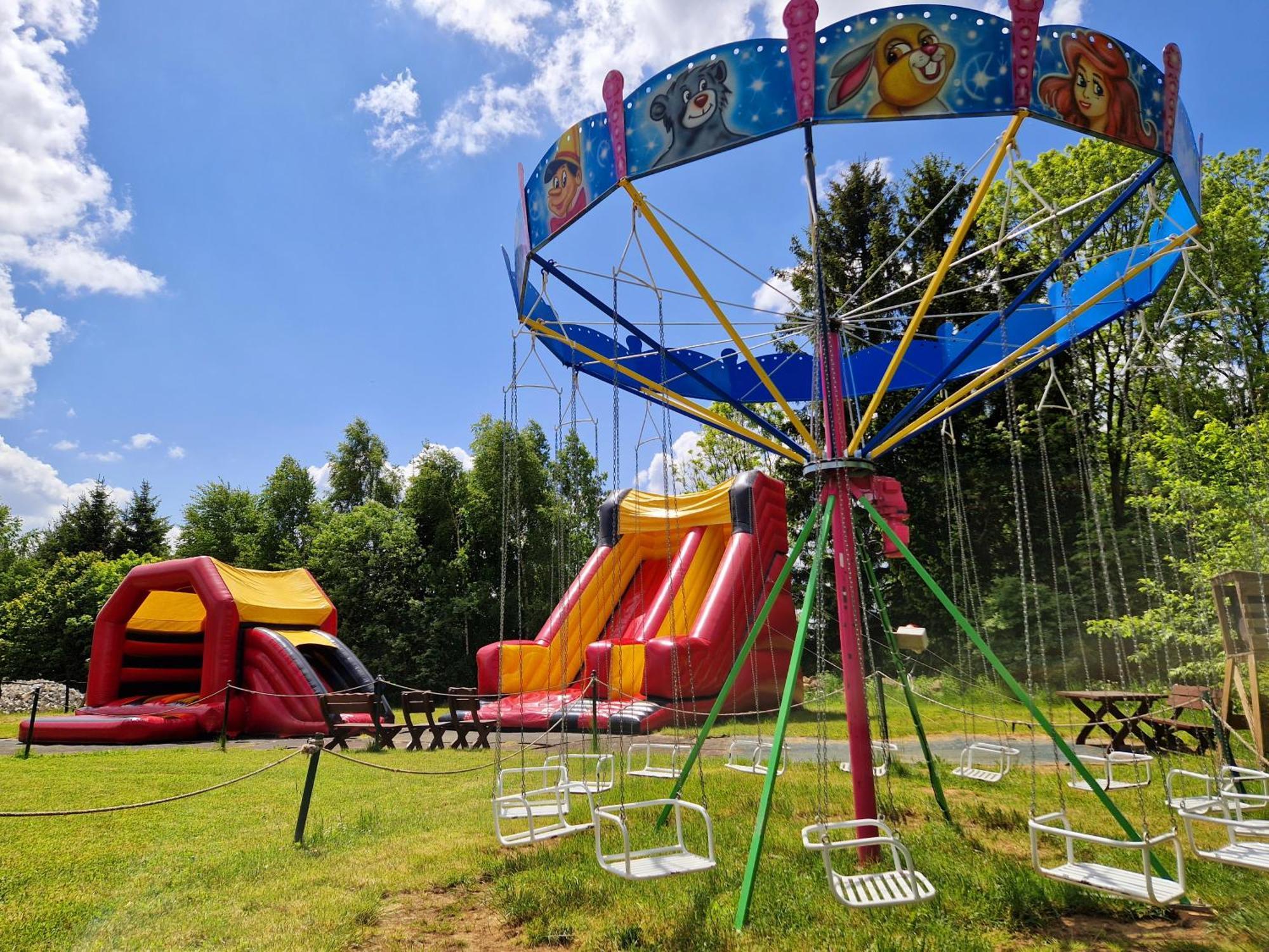 Hotel Kocourkov Hlinsko Kültér fotó